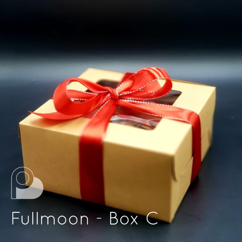 Fullmoon Gift Box C Lovely Pine Bakery