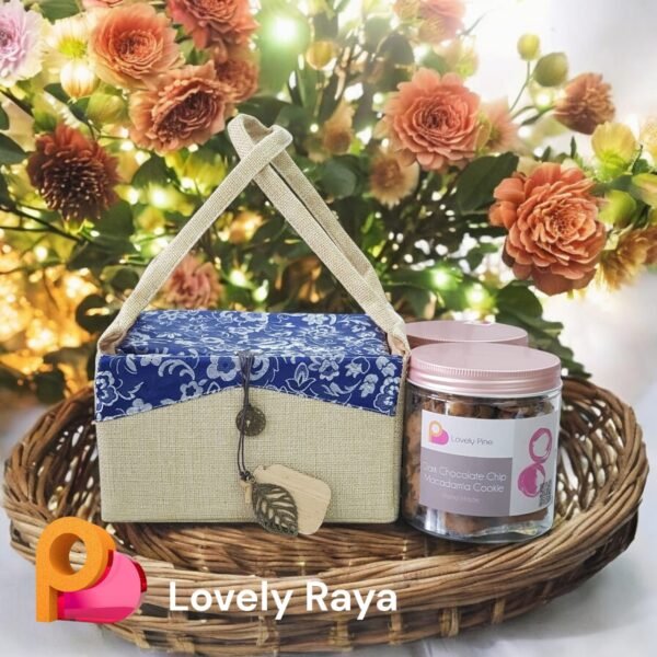 Lovely Raya